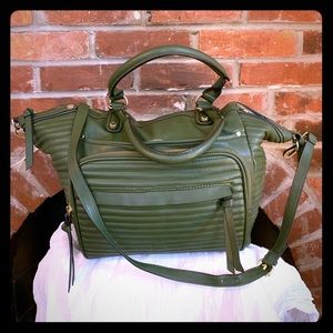 Steve Madden Green Everyday Crossbody  Tote 👜